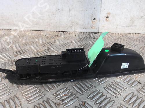 Used Left front window switch Left front window switch CITROËN DS3 (SA_) 1.6 HDi 90 (92 hp) 20350670 20350670