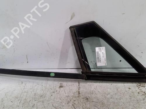 Vidro triangular frente esquerdo Vidro triangular frente esquerdo RENAULT CLIO IV Grandtour (KH_) 0.9 TCe 90 (90 hp) 33632939 33632939