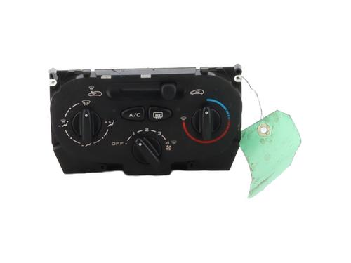 Used Climate control PEUGEOT 206+ (2L_, 2M_) 1.4 HDi eco 70 (68 hp) 27508339