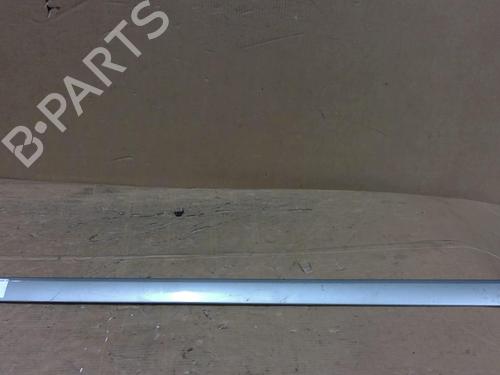 Used Door moulding trim MERCEDES-BENZ CLK (C208) CLK 200 Kompressor (208.345) (192 hp) 30915160