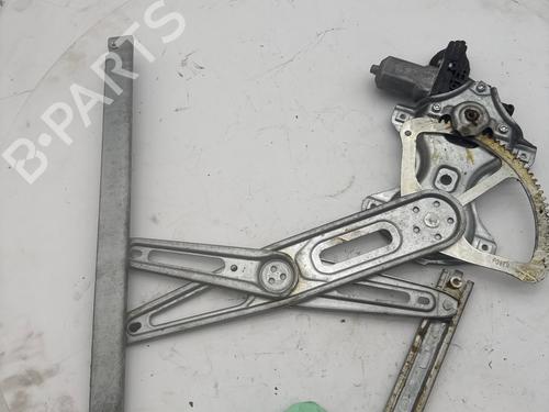 Used Front right window mechanism Front right window mechanism TOYOTA YARIS (_P9_) 1.3 VVT-i (SCP90_, SCP90R) (87 hp) 34107023 34107023