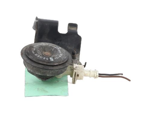 horn-renault-clio-iv-bh_-2012-2013-2014-2015-2016-2017-2018-2019-2020-2021-28589631 main image