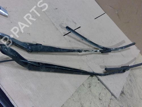 front-windshield-wiper-arm-citroen-berlingo-box-bodympv-k9-2018-31934406 main image