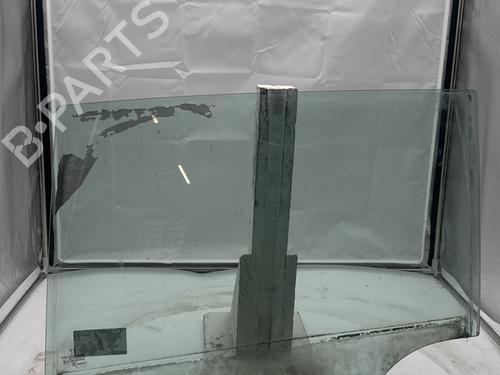 Dør rude ventre bagtil Dør rude ventre bagtil PEUGEOT 3008 I MPV (0U_) 1.6 HDi (109 hp) 33857456 33857456