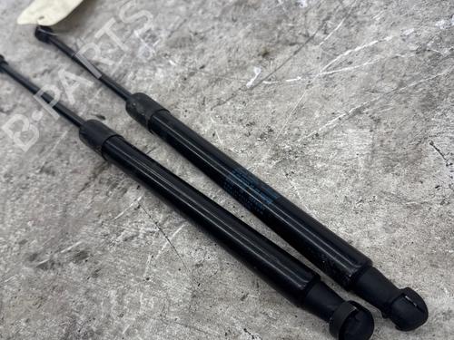 hood-lift-support-bmw-3-e90-2004-2005-2006-2007-2008-2009-2010-2011-2012-40000787 main image