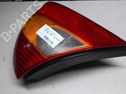 Right taillight FORD MONDEO II (BAP) 1.8 TD | BP20369200C35