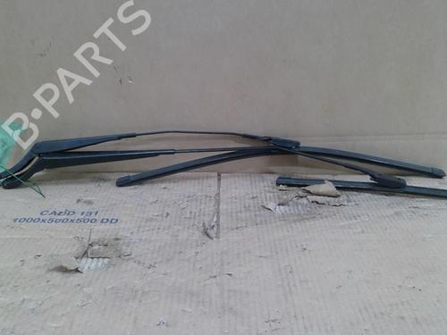 Used Front windshield wiper arm CITROËN C3 III (SX) 1.6 BlueHDi 100 (99 hp) 29704299