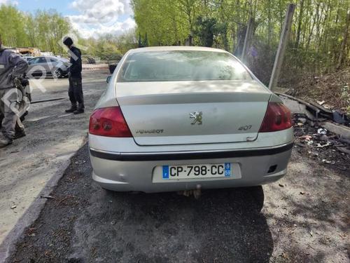 Right headlight PEUGEOT 407 (6D_) 2.0 HDi 135 (6DRHRH, 6DRHRE, 6DRHRG, 6DRHRJ) | BP20359308C29 