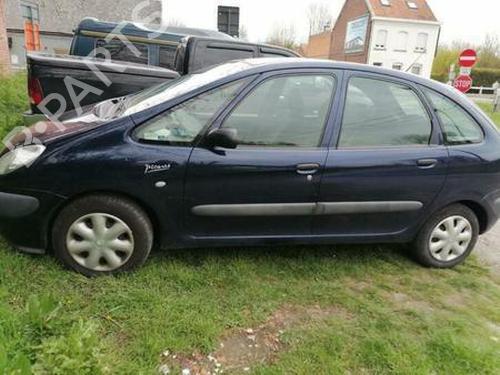Left front fog light CITROËN XSARA PICASSO (N68) 1.8 16V | BP20368884C30 