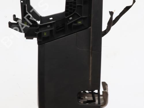 Middle console PEUGEOT 5008 (0U_, 0E_) 1.6 HDi | BP30159553I22