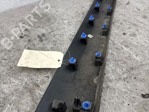 Used Door moulding trim Door moulding trim RENAULT EXPRESS Box Body/MPV 1.5 Blue dCi 75 (F6AA) (75 hp) 40440774 40440774