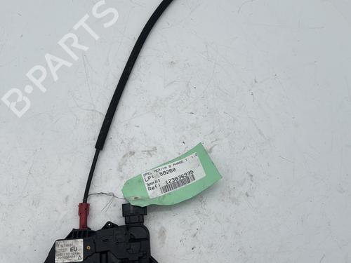 Used Front right lock Front right lock OPEL MERIVA B MPV (S10) [2010-2017] 33945543 33945543
