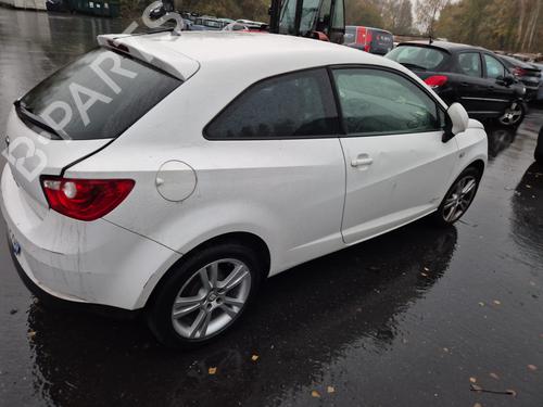 Right headlight SEAT IBIZA IV (6J5, 6P1) 1.4 | BP32061833C29 