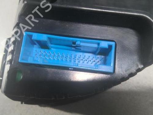 instrument-cluster-audi-a4-b6-8e2-19-tdi-8e0920933s-2000-2001-2002-2003-2004-2005-21798280 main image