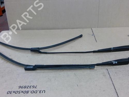 Used Front windshield wiper arm PEUGEOT 5008 (0U_, 0E_) 1.6 HDi (112 hp) 26183551