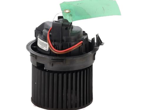 Used Heater blower motor DACIA SANDERO II TCe 90 (B8M1, B8MA, B8AC) (90 hp) 28104334
