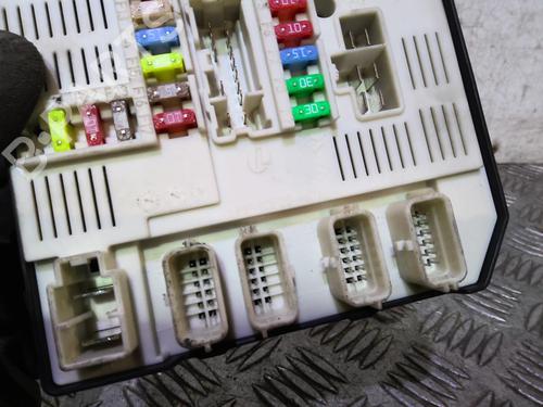 Boîte à Fusibles RENAULT MEGANE III Hatchback (BZ0/1_, B3_) 1.5 dCi (BZ09, BZ0D, BZ1W, BZ29, BZ14) | BP20358356E1