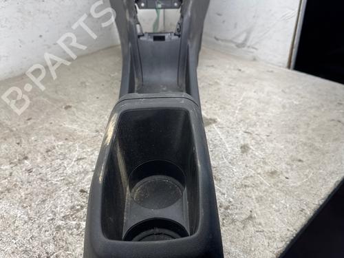 Console centrale Console centrale PEUGEOT 208 I (CA_, CC_) 1.2 VTi 68 / PureTech 68 (68 hp) 36657022 36657022