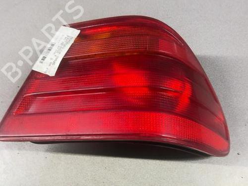 Used Right taillight MERCEDES-BENZ E-CLASS (W210) E 220 D (210.004) (95 hp) 20364949