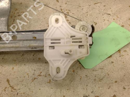 Used Rear right window mechanism Rear right window mechanism RENAULT CLIO IV Grandtour (KH_) 0.9 TCe 90 (90 hp) 33850292 33850292