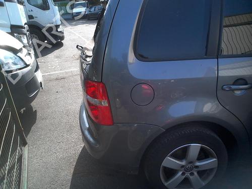 Right mirror VW TOURAN (1T1, 1T2) 2.0 TDI 16V | BP21592035C27 
