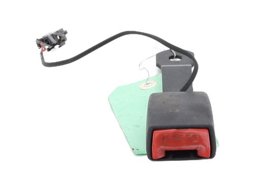 Used Seat buckle RENAULT CLIO III (BR0/1, CR0/1) 1.2 16V (BR02, BR0J, BR11, CR02, CR0J, CR11) (75 hp) 28304778