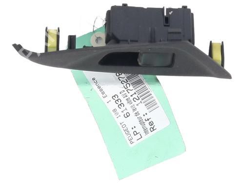 Right front window switch PEUGEOT 108 1.0 VTi 72 | BP32509044I26