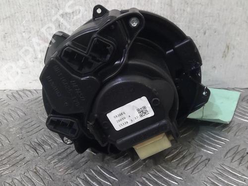Used Heater blower motor Heater blower motor RENAULT CAPTUR II (HF_) Blue dCi 95 (HFAF) (95 hp) 21827168 21827168