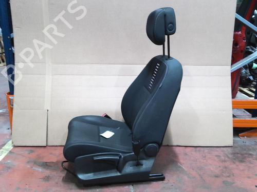 left-front-seat-renault-megane-iii-hatchback-bz01_-b3_-2008-31760961 main image