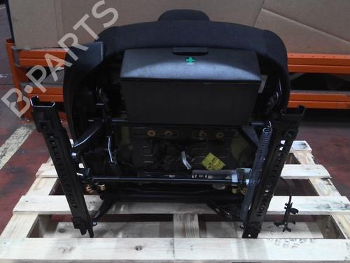 Right front seat BMW 3 Coupe (E46) 320 Ci | BP30565638C16 - Image 9