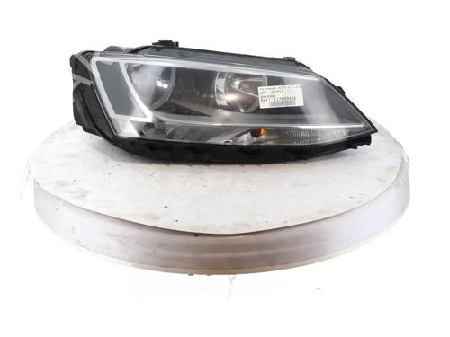 Used Right headlight VW JETTA IV (162, 163, AV3, AV2) 1.4 TSI Hybrid (170 hp) 30976470