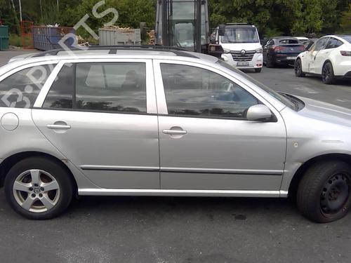 Klamka zewnętrzna drzwi przednich prawych SKODA FABIA I Combi (6Y5) 1.4 TDI | BP29197058C129 
