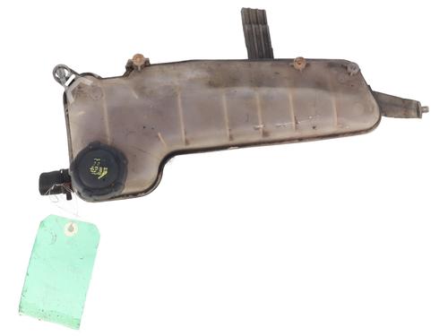 expansion-tank-renault-clio-ii-bb_-cb_-1998-1999-2000-2001-2002-2003-2004-2005-2006-2007-2008-2009-2010-2011-2012-2013-2014-2015-2016-31716040 main image