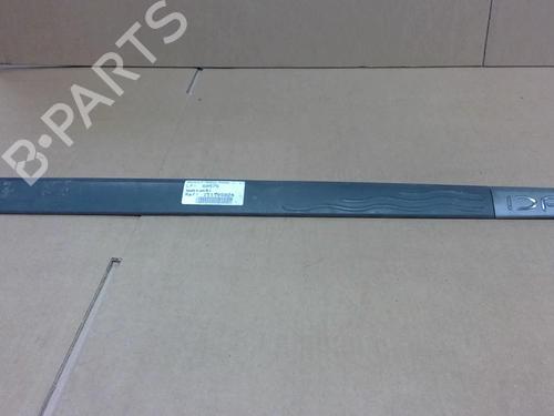Used Door moulding trim RENAULT MODUS / GRAND MODUS (F/JP0_) 1.5 dCi (FP0D, JP0D) (82 hp) 29082604