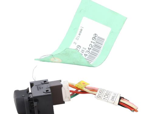 Left rear window switch KIA CARENS III MPV (UN) 2.0 CRDi 140 | BP30147673I29