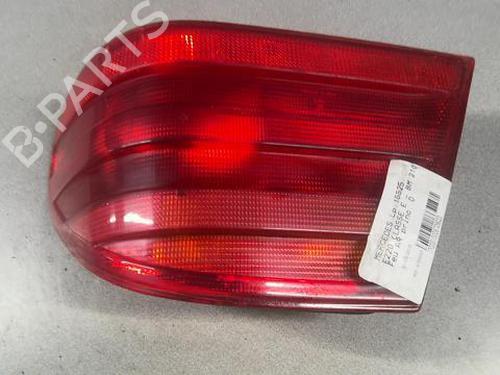 Used Right taillight Right taillight MERCEDES-BENZ E-CLASS (W210) E 220 D (210.004) (95 hp) 20364949 20364949