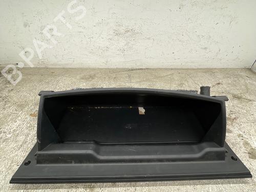 Used Glove box Glove box TOYOTA VERSO (_R2_) 1.6 D4-D (WAR20_) (112 hp) 36591802 36591802