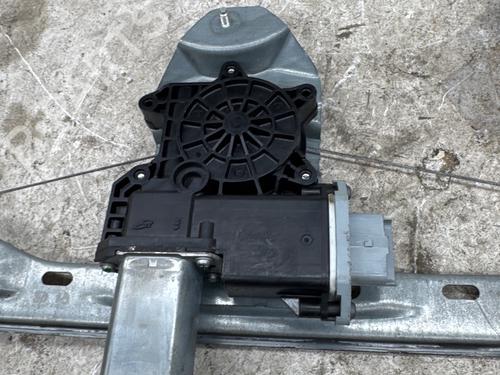 Front left window mechanism RENAULT TWINGO III (BCM_, BCA_) 1.0 SCe 65 (BCMJ) | BP37867682C22 - Image 3