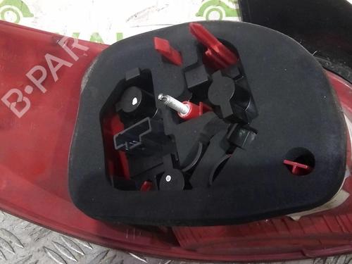 Right taillight PEUGEOT 206+ (2L_, 2M_) 1.4 HDi eco 70 | BP22004249C35 