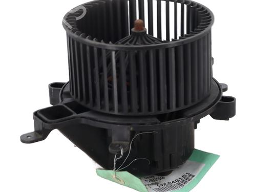 Heater blower motor PEUGEOT 5008 (0U_, 0E_) 2.0 HDi 150 / BlueHDi 150 | BP25924241M62 