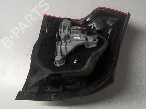Used Right taillight TOYOTA COROLLA (_E12_) 1.4 D (NDE120_, NDE120R) (90 hp) 22002740