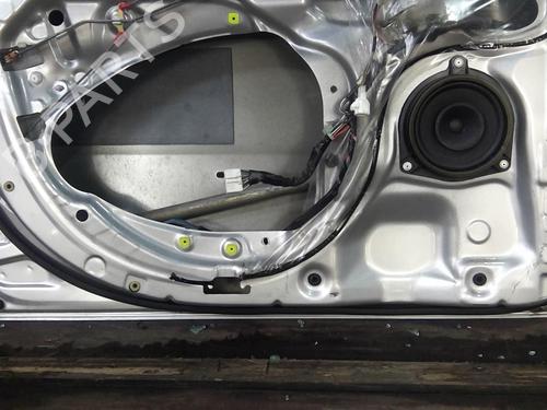 Left front door TOYOTA AVENSIS (_T22_) 2.0 D-4D (CDT220_, CDT220R) 6700205030