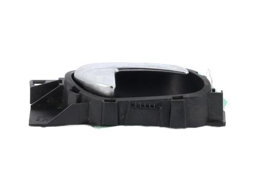 Used Front left interior door handle Front left interior door handle PEUGEOT 208 I (CA_, CC_) 1.6 HDi / BlueHDi 75 (75 hp) 28570789 28570789