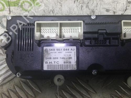 Airco bedieningspaneel VW GOLF VI (5K1) 2.0 TDI (110 hp) 22003731