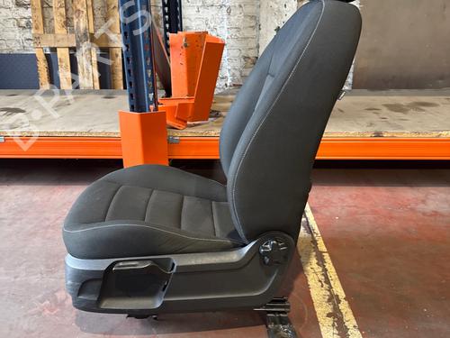 Left front seat FORD FOCUS II (DA_, HCP, DP) 1.6 TDCi | BP38940362C15 - Image 2