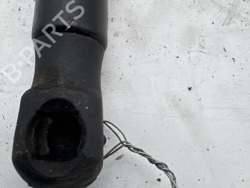 hood-lift-support-audi-a3-sportback-8pa-2004-2005-2006-2007-2008-2009-2010-2011-2012-2013-2014-2015-34224488 main image