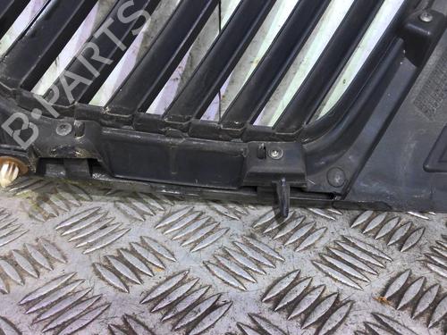 Grille MITSUBISHI OUTLANDER II (CW_W) 2.0 DI-D (CW8W) | BP20365923C40 