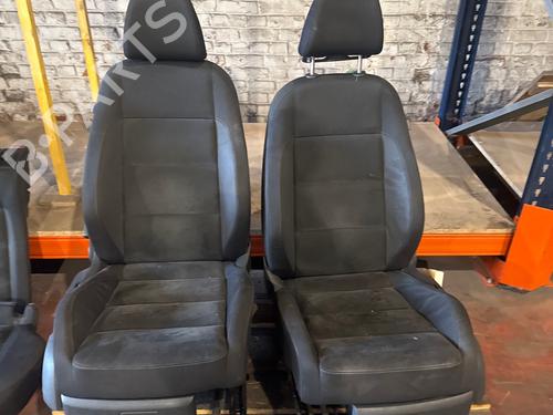 Seats set VW GOLF VI (5K1) 2.0 TDI | BP39020749C78  - Image 9