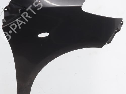 Forskærm Højre TOYOTA YARIS (_P9_) 1.4 D-4D (NLP90_, NLP90R) (90 hp) 30715751