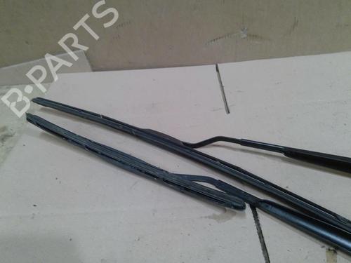 front-windshield-wiper-arm-toyota-aygo-x-_b7_-2022-31909736 main image